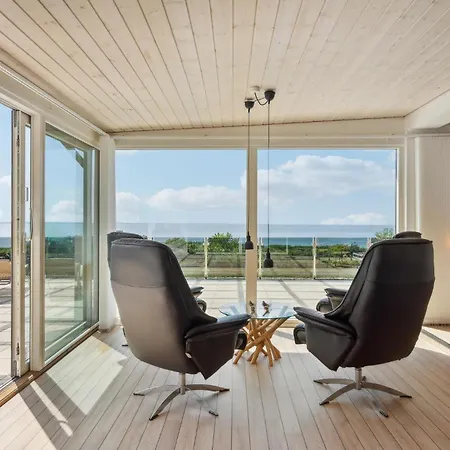Holiday home Pet Friendly In With House Sea View