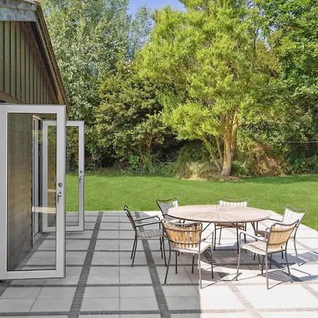 Lovely In With Wifi Ferienhaus *